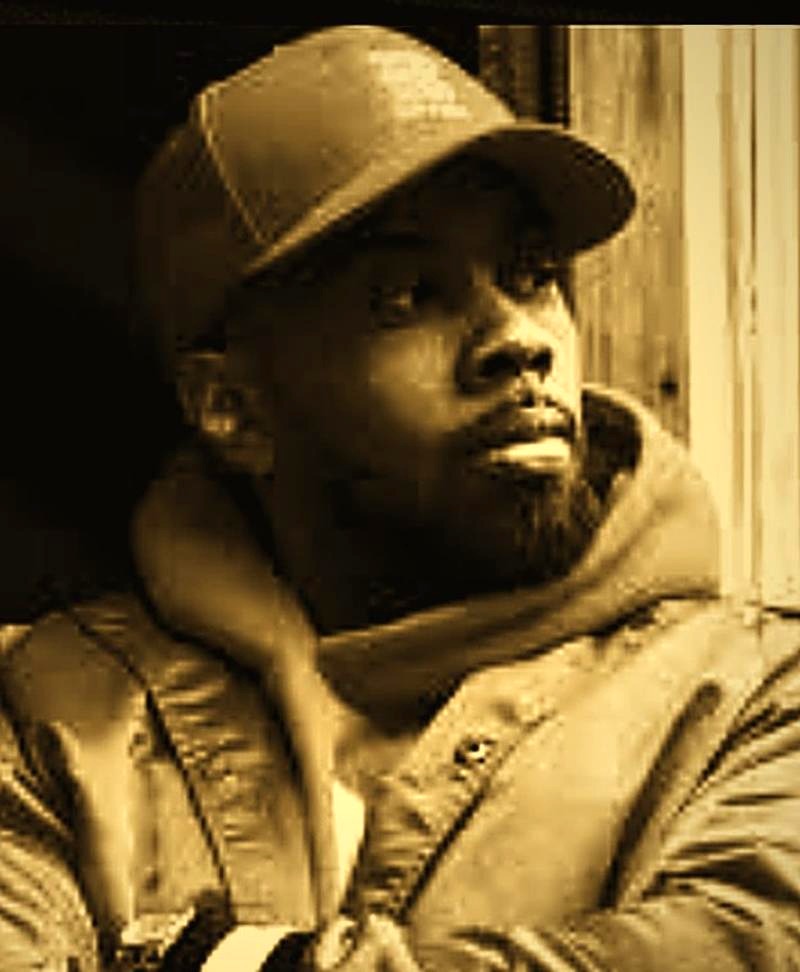JoJo Simmons